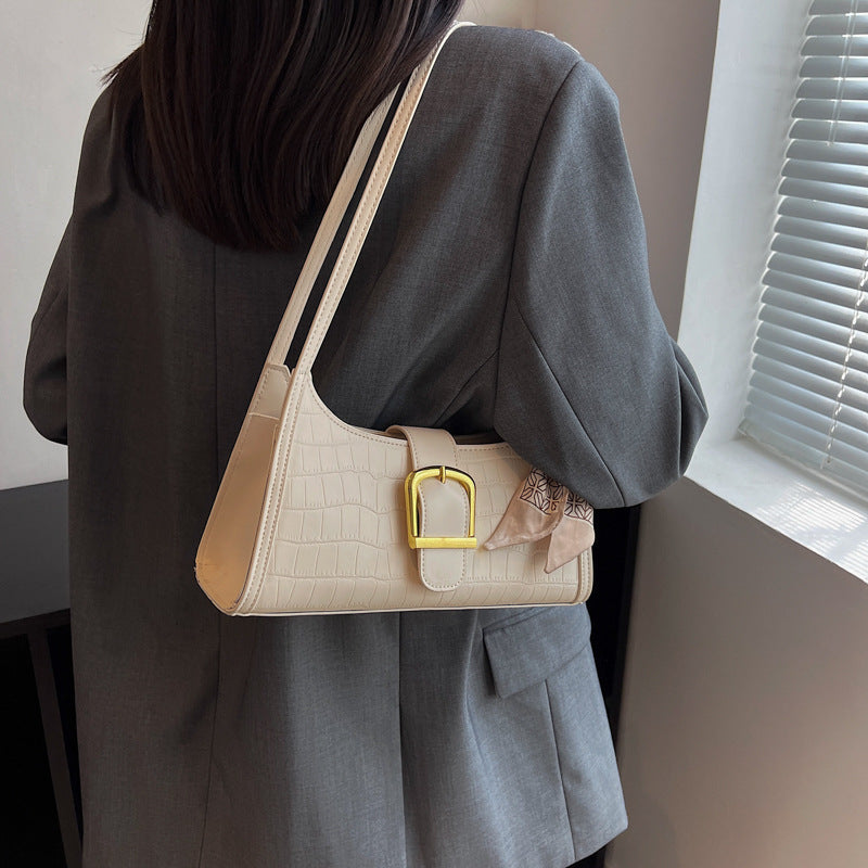 High Sense Special-interest Design Spring Versatile Fashion One Shoulder Underarm Baguette Bag